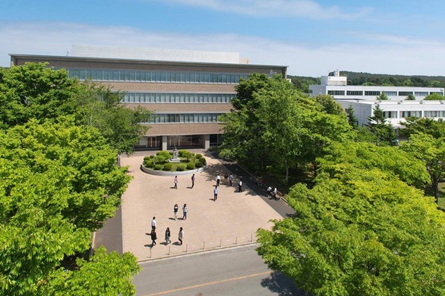 八戸学院大学キャンパス1